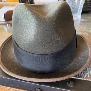 Goorin Fedora felt hat